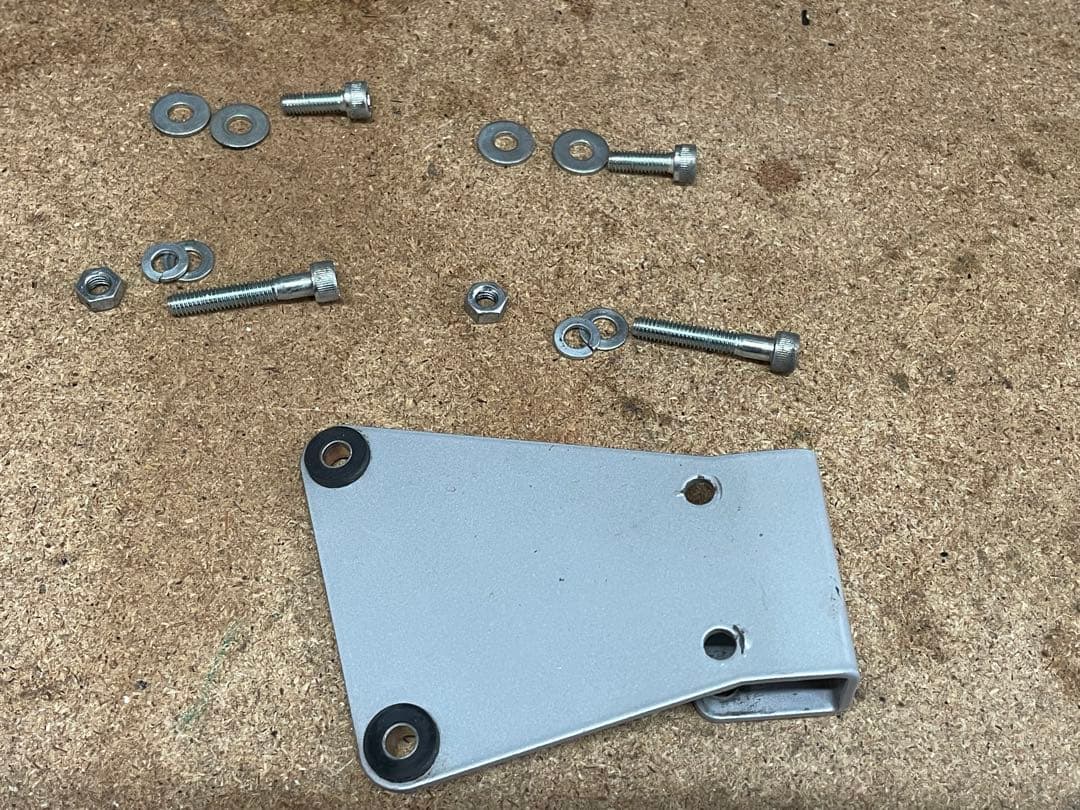 キタコ製オイルクーラー・NSF100用取付ステー付き