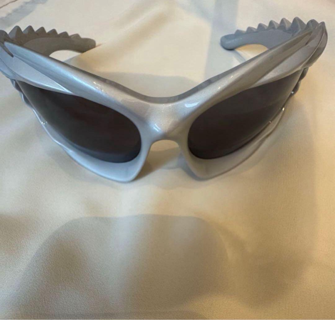 小物 BALENCIAGA 23ss Sunglasses