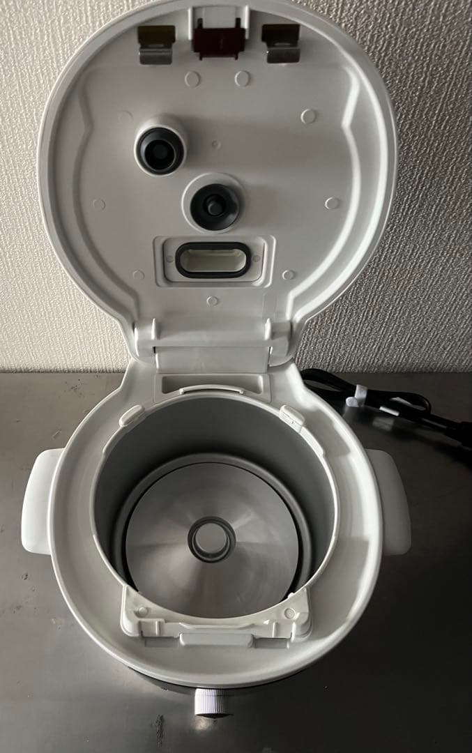 美品　23年製TIGER COOKPOT電気圧力鍋　COK-A220 2.2L