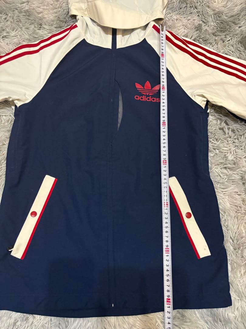 adidas スノボジャケット ネイビー/ホワイト