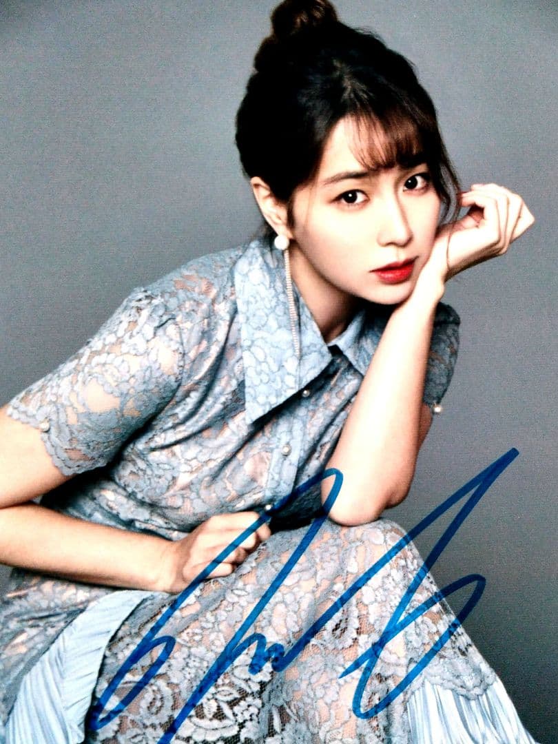 セール中…イ・ミンジョン直筆サイン入り2Lサイズ写真…Lee Min Jung