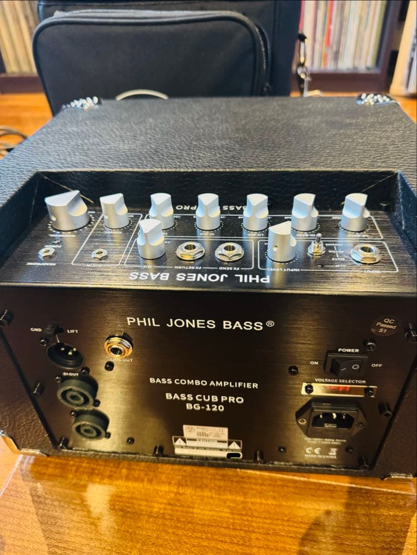 Phil Jones Bass Cub Pro BG-120 キャリングバッグ付