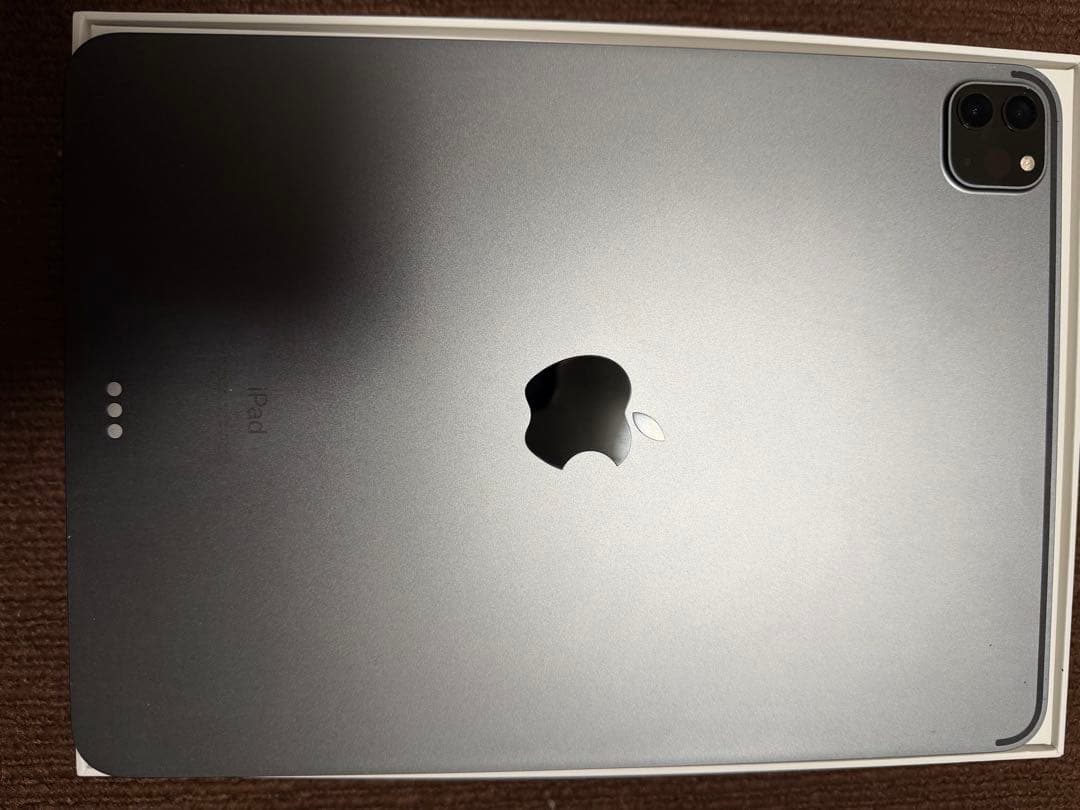 iPad Pro 11インチ 第3世代 Wi-Fi 128GB 保護フィルム付き