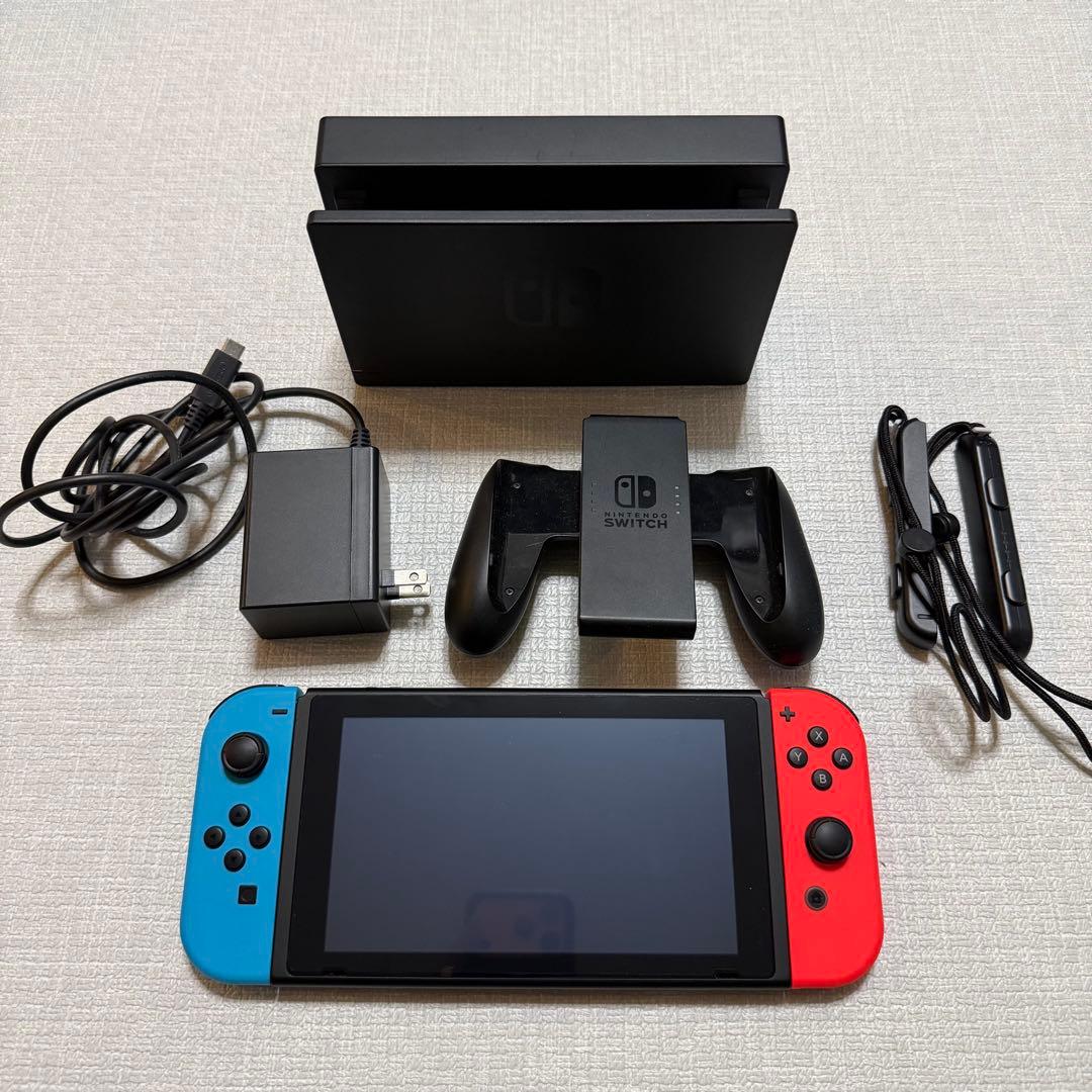 Nintendo switch バッテリー強化型（新型）　全付属品有 ケース付