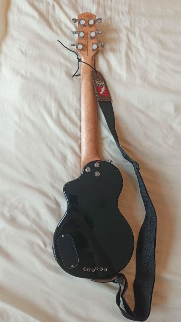 エレキギター BLACKSTAR CARRY-ON ST