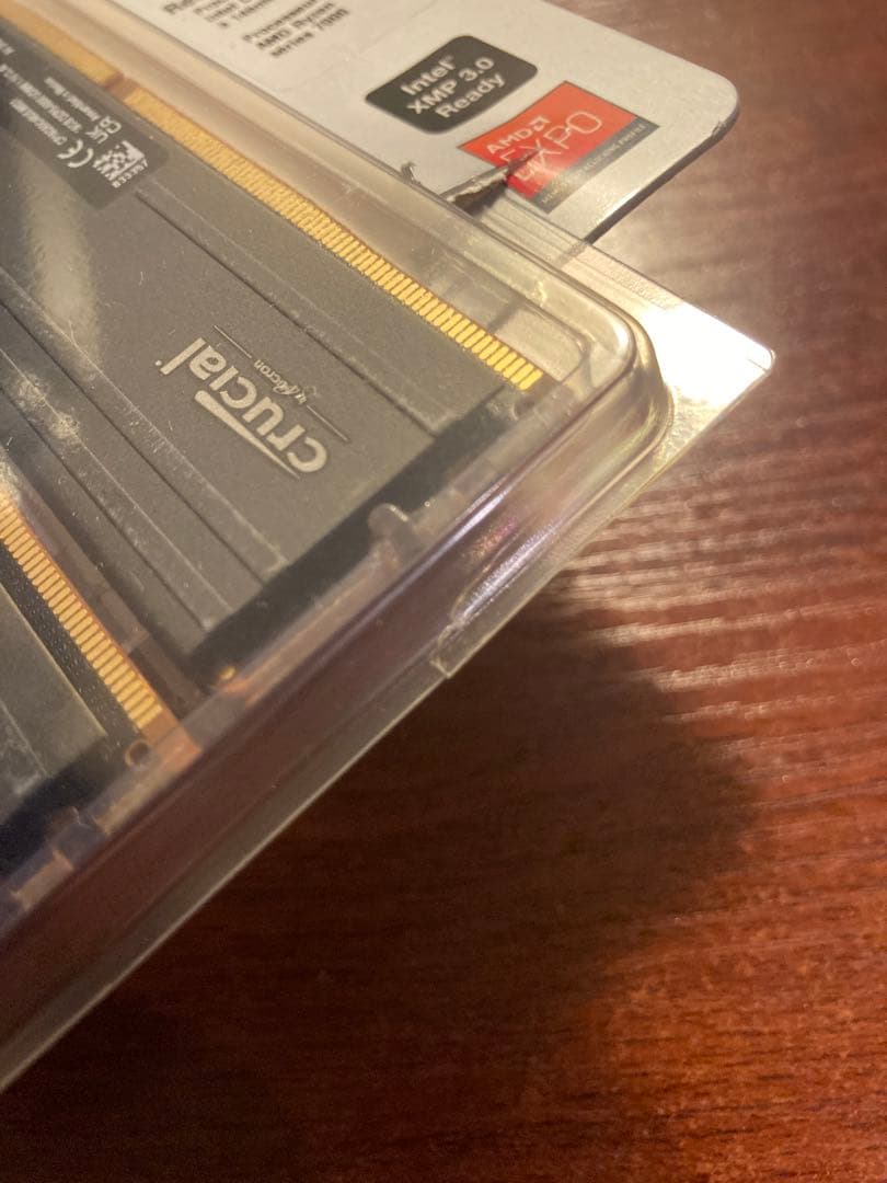メモリー crucial DDR5-6000 32GB