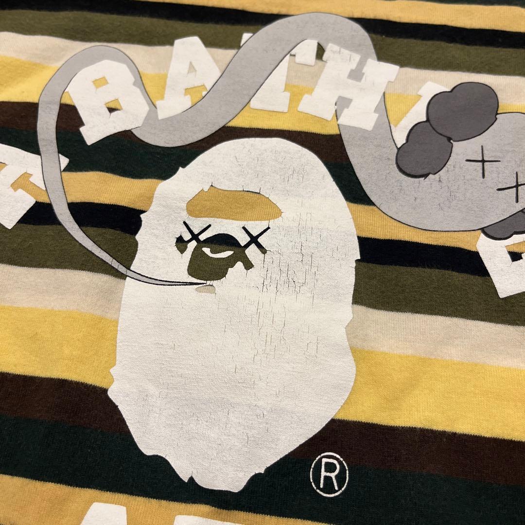 アベイシングエイプ　 bape kaws コラボ　Tシャツ　ボーダー　M