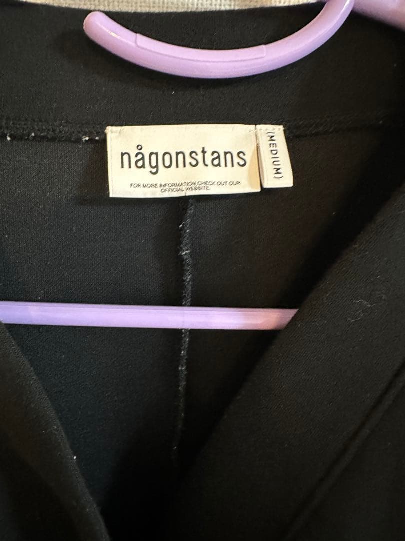 curve drape cardigan ブラック　nagonstans