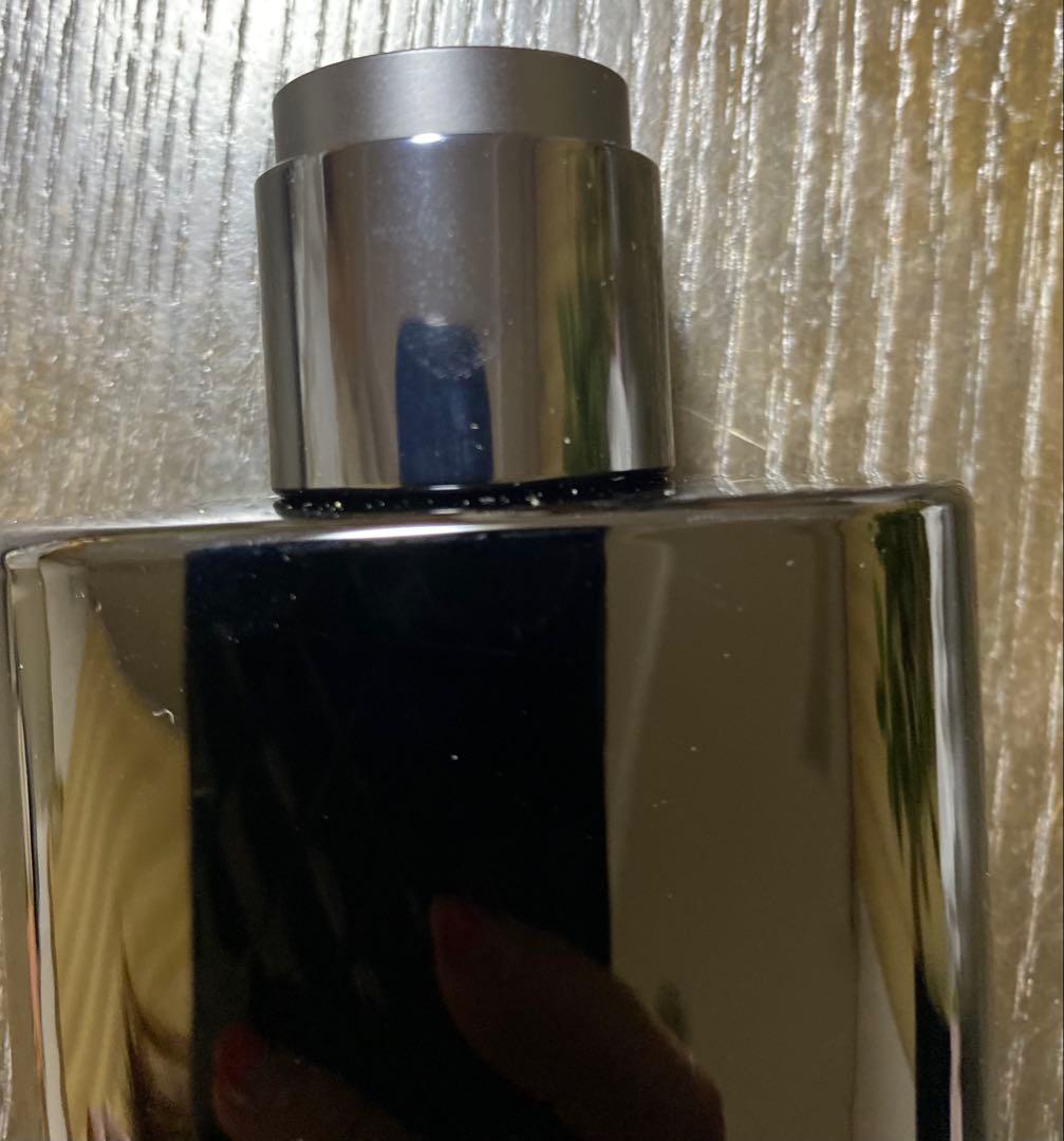 プラダブラックオーデパルファム【50ml】未使用に近い！