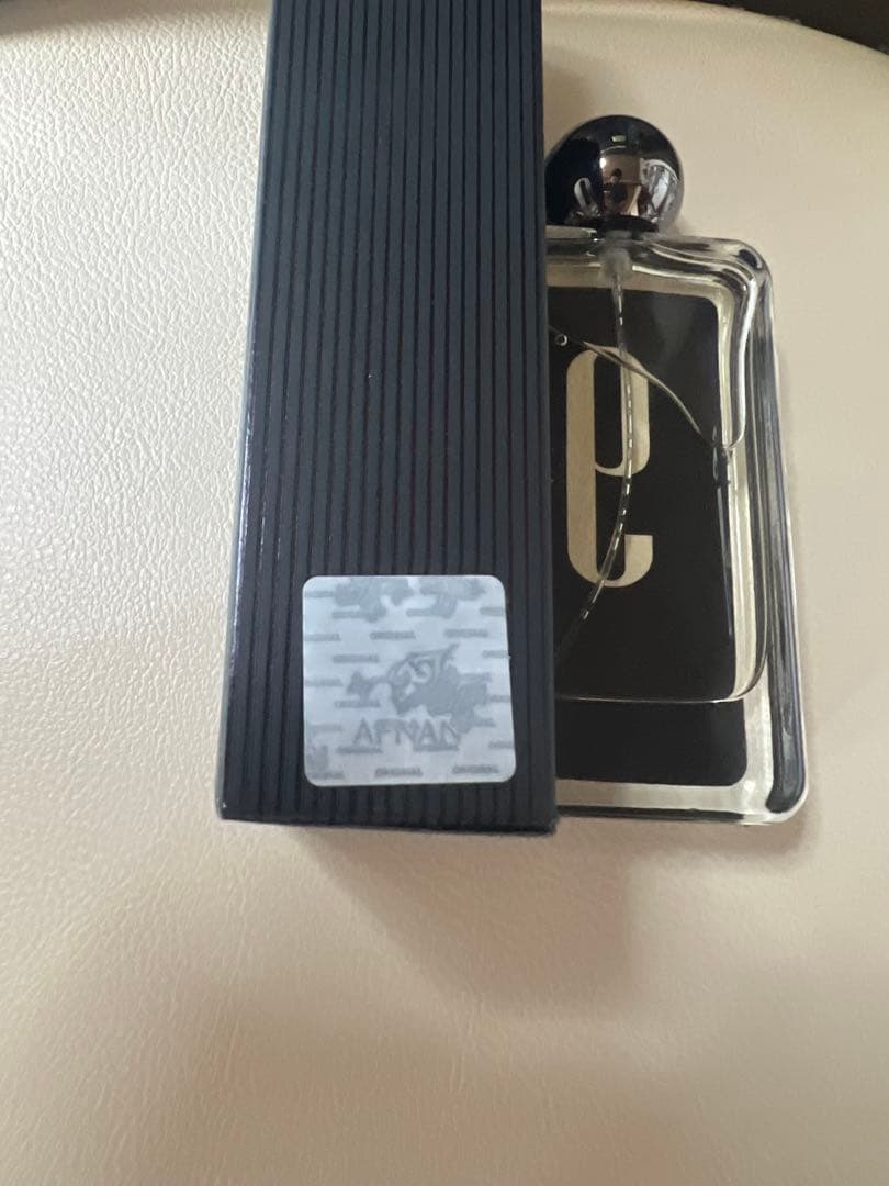 Afnan 9 pm 100 ml 男性用香水 四角形ボトル