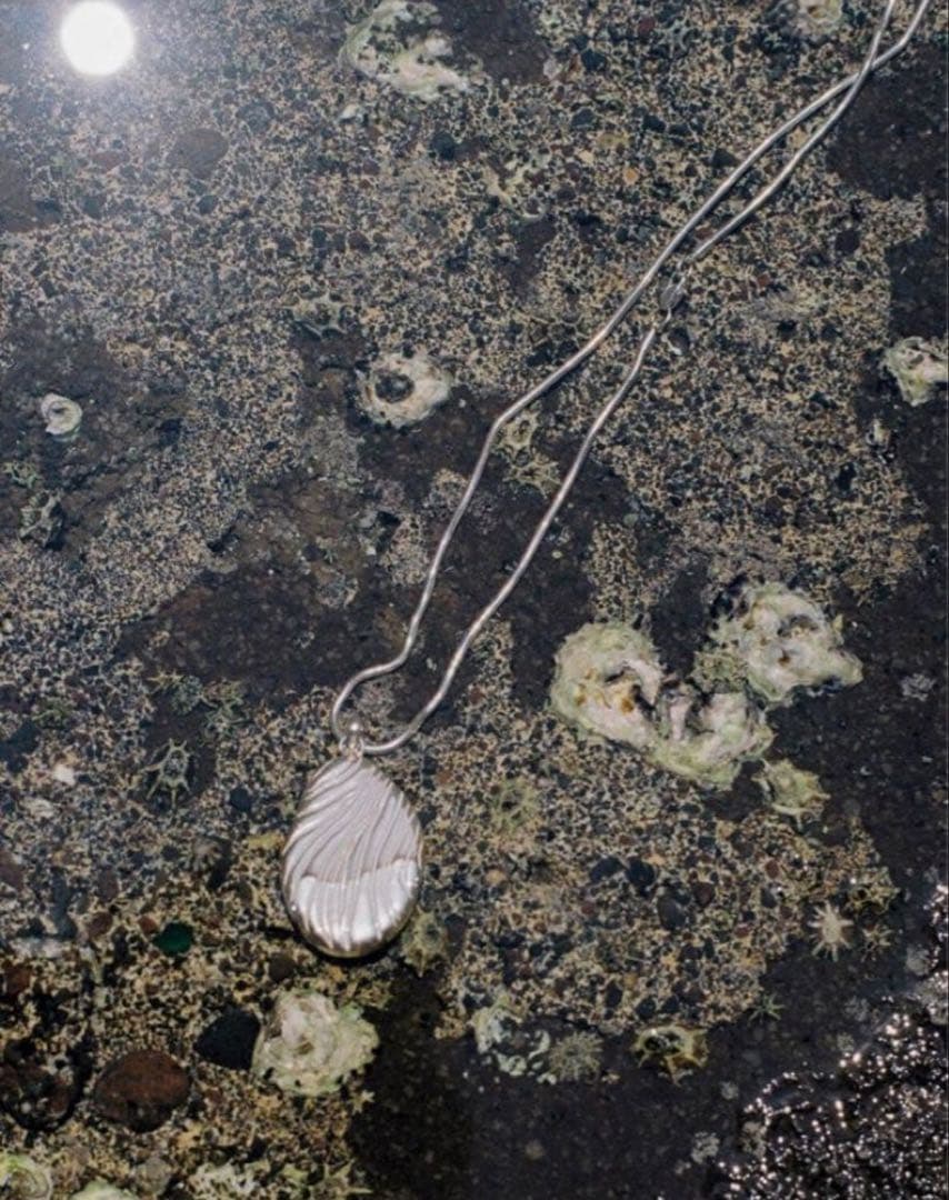 アクセサリー Llife STREAMLINE OVAL PENDANT