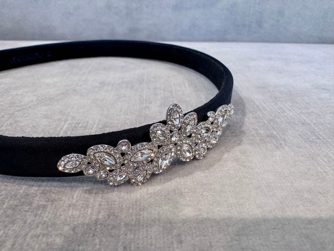 【美品】SWAROVSKI スワロフスキー　カチューシャ
