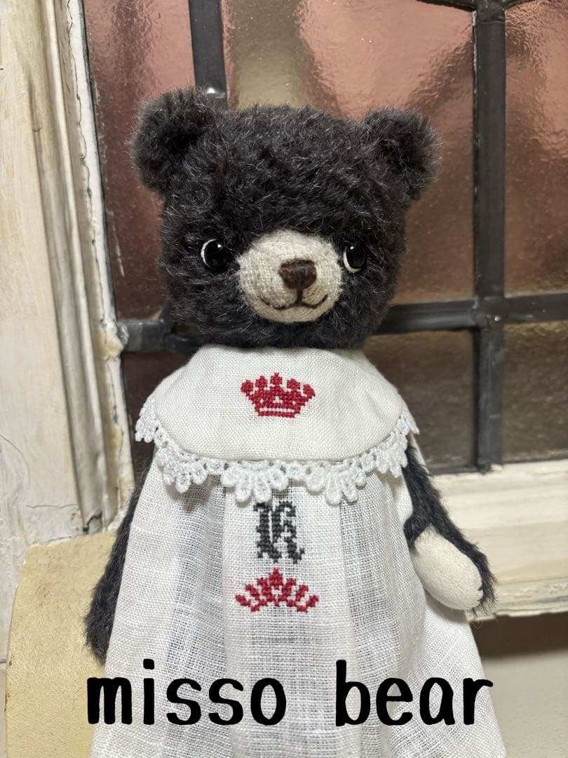 misso bear 黒いクマのぬいぐるみ