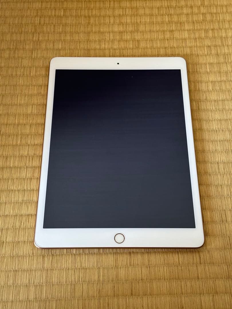 Apple iPad (第８世代)32GB ピンクゴールドWi-Fi