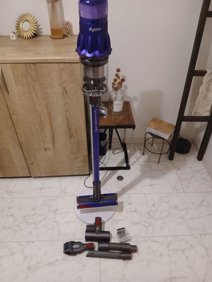 秋*太様 Dyson SV18 美品 透明感ありクリアビン 動作良好 300円ス