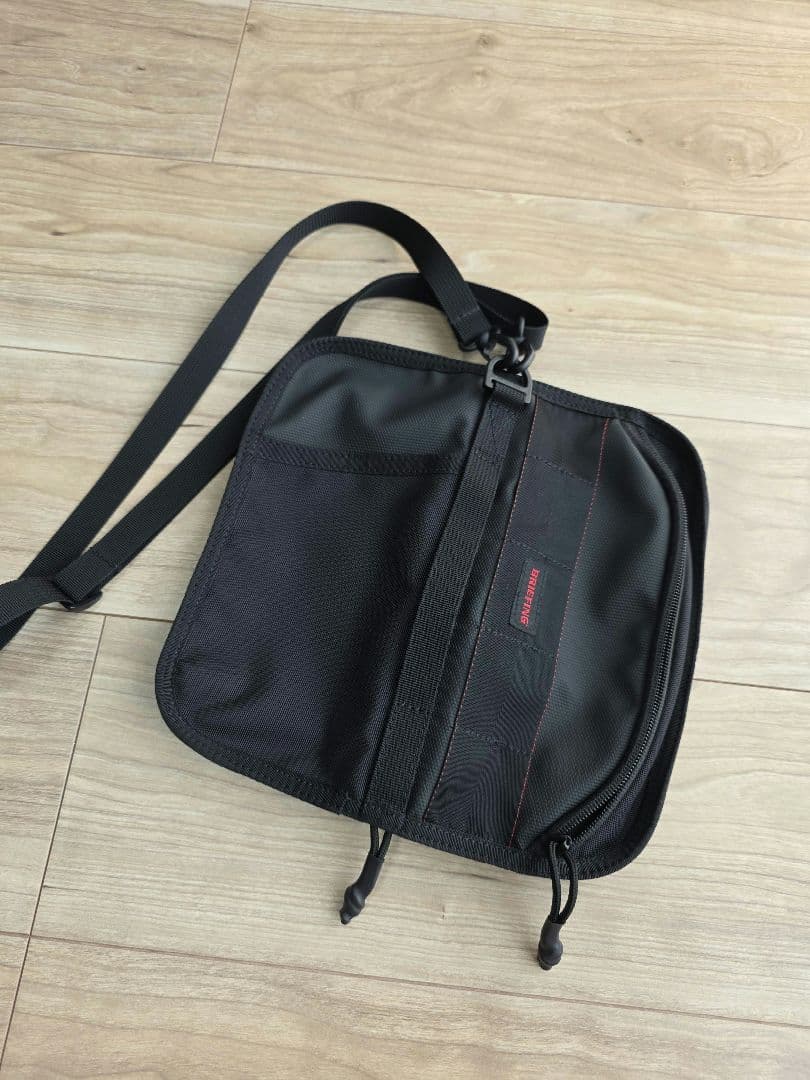 BRIEFING　2WAY TRAVEL CASE