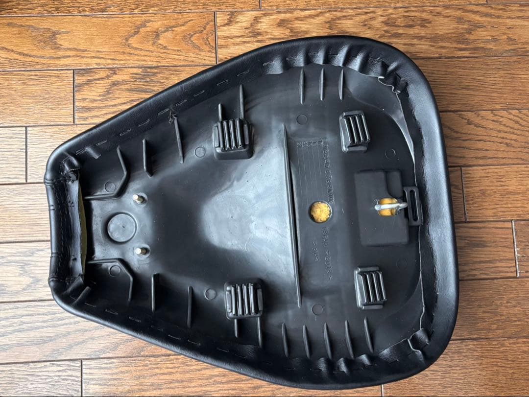 美品　ハンターカブ用シート　ディアブロ