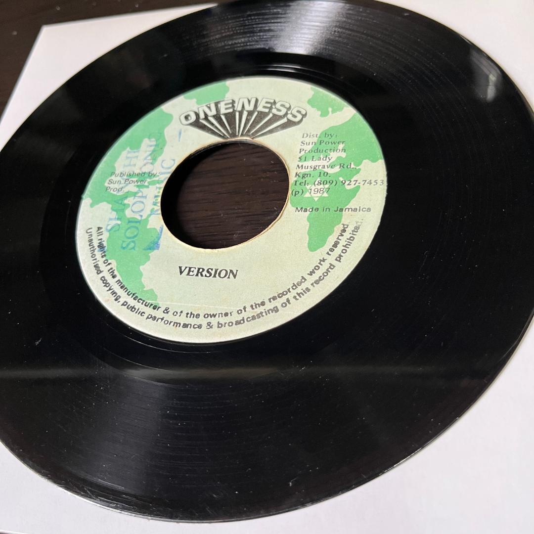 ⑦Frankie Wilmott / Sensemilla