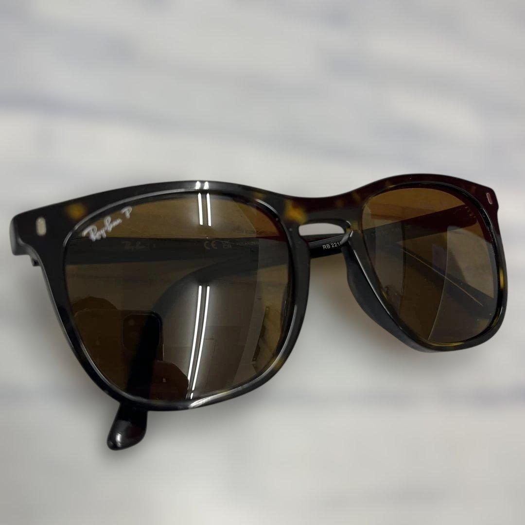 Ray Ban レイバン　RB2210F　偏光レンズ　サングラス