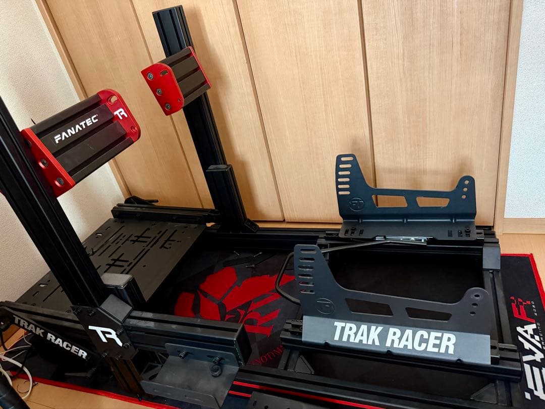サル　トラックレーサー TR80 MK5 レーシングハンコンコックピット