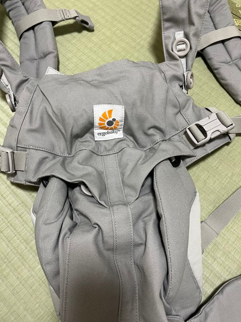 あ*ず様 ほぼ未使用　ergobaby OMNI360