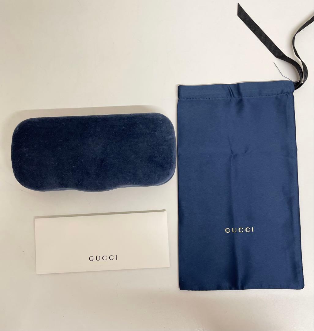 GUCCI グレーフレーム　サングラス