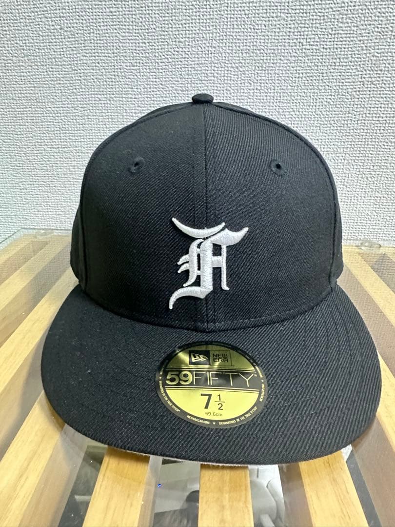 New Era × ESSENTIALS 59FIFTY 新品