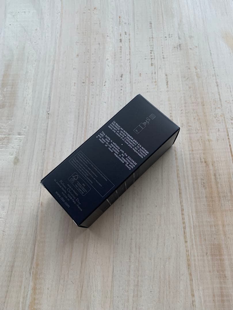香水(男性用) dior sauvage