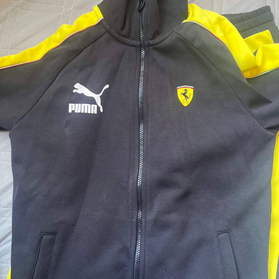 PUMAFerrariコラボトラックセットアップ