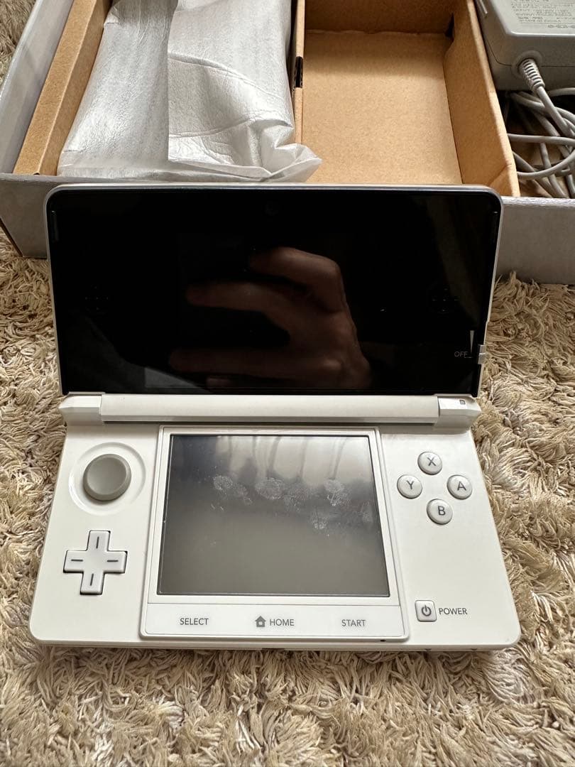 Nintendo 3DS ホワイト 本体 + ゲーム2本