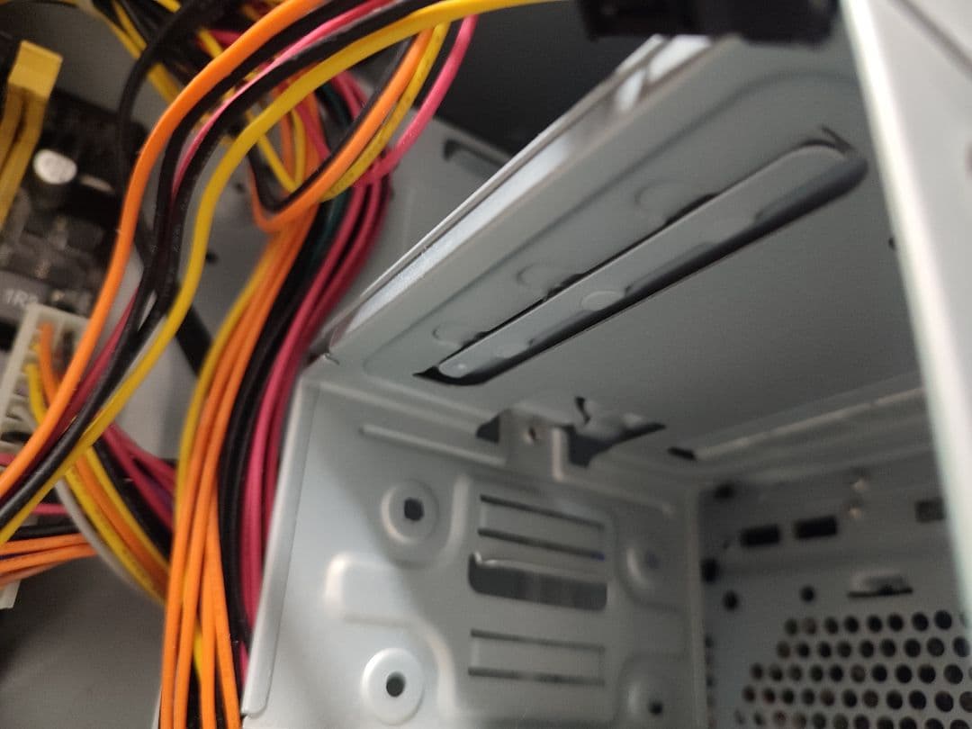 起動確認済　ドスパラ　Raytrek MD-4　デスクトップパソコン