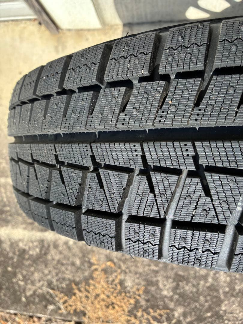 ⭐︎専用⭐︎185/70R14のホイール付きスタッドレスタイヤ4本セット