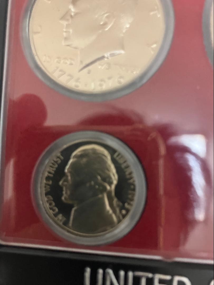 1975年 アメリカ建国200年記念硬貨入り。アメリカ・プルーフ貨幣セット