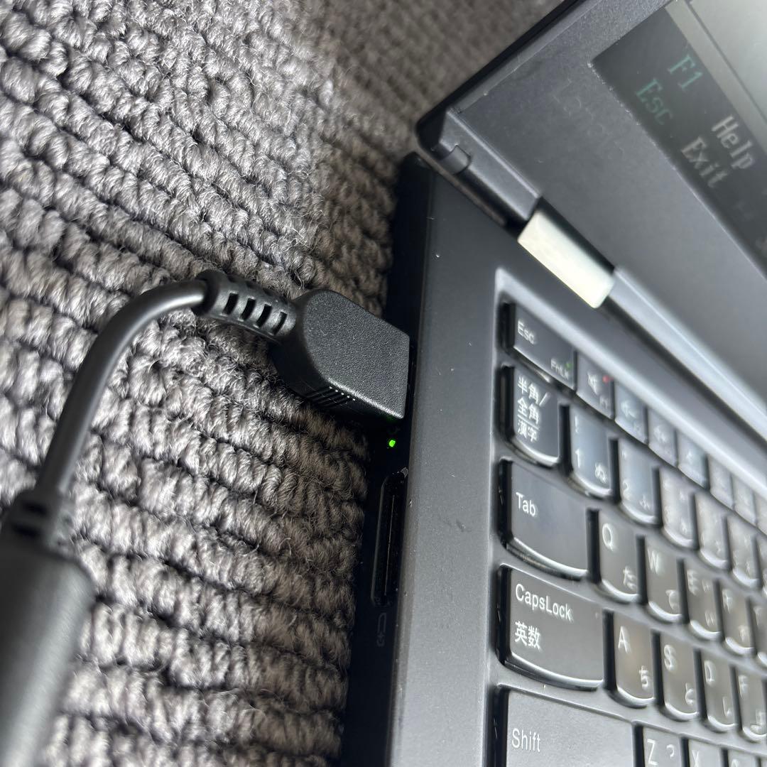 Lenovo thinkpad X1 Carbon i5-6300Uメモリ8GB
