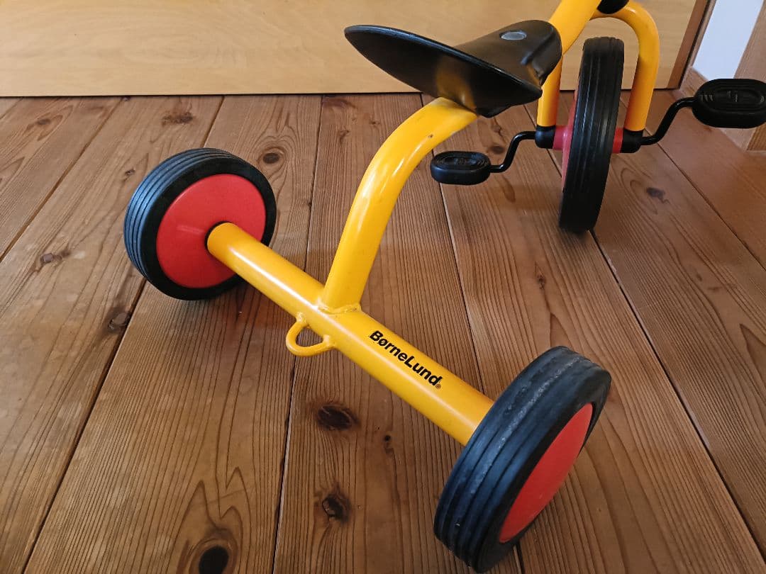 bornelund 三輪車 黄色 赤ホイール