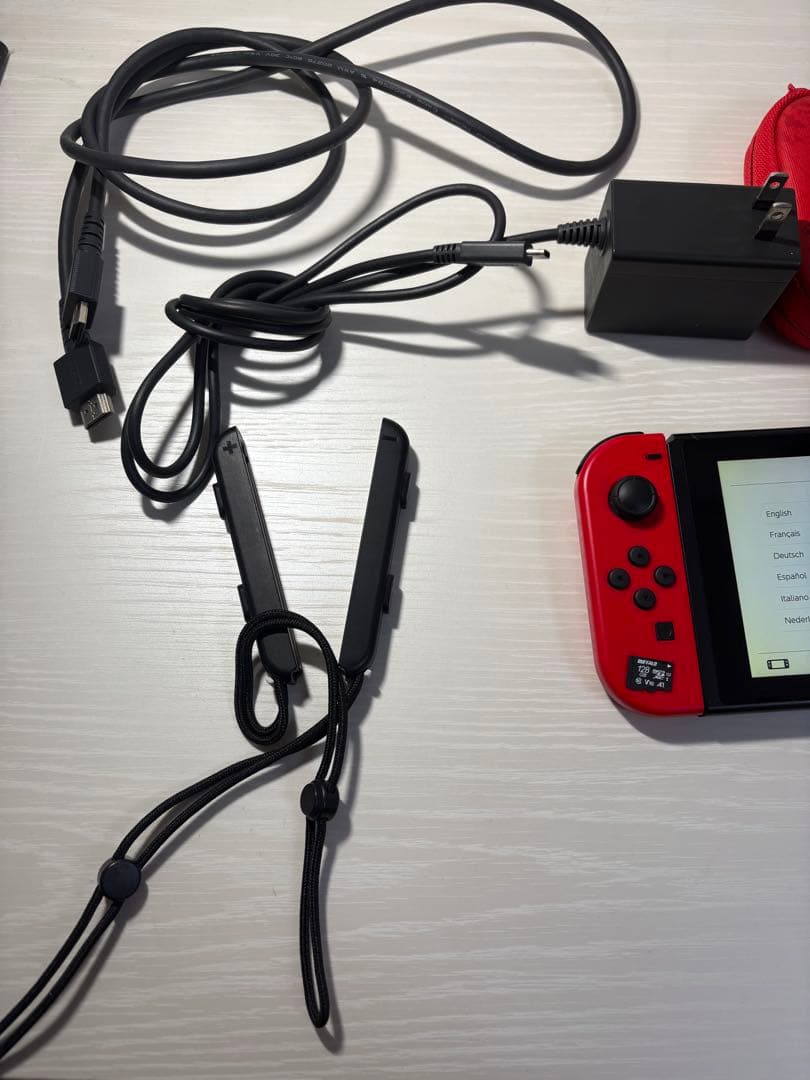 美品Nintendo Switch 本体セット（限定レッド）＋128GBメモリ付