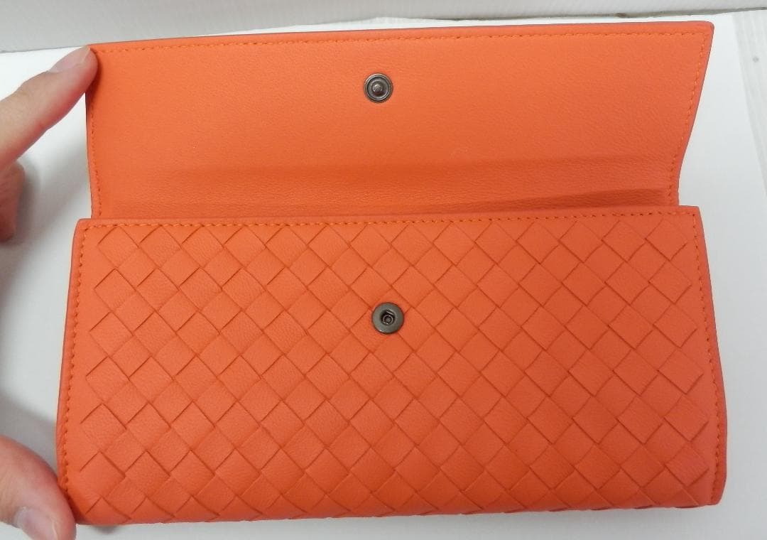 ボッテガヴェネタ イントレチャート 長財布 オレンジ ウォレット