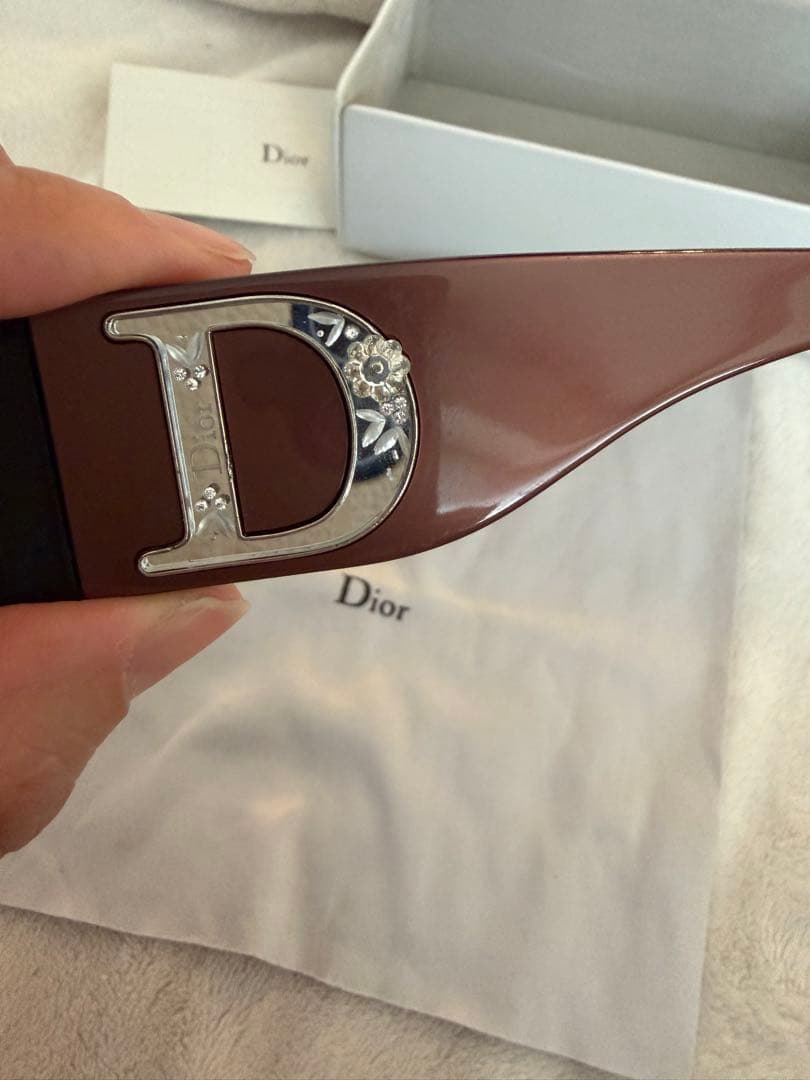 確実正規品！Dior ブラウン キャットアイ サングラス