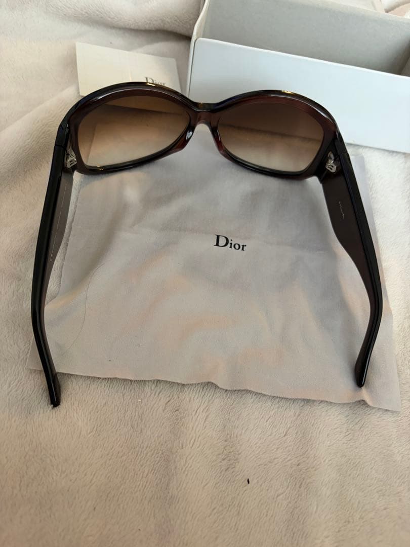 確実正規品！Dior ブラウン キャットアイ サングラス