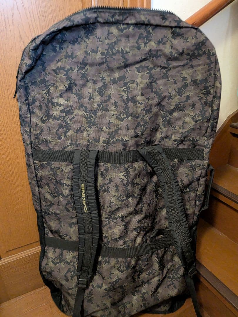 美品　ダカイン　DAKINE ボディボード　ケース