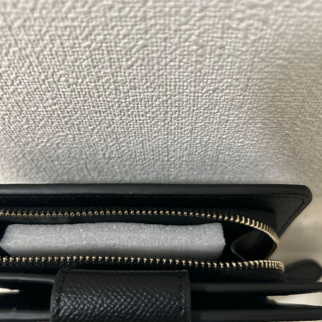 【新品未使用】COACH ブラック 二つ折り財布