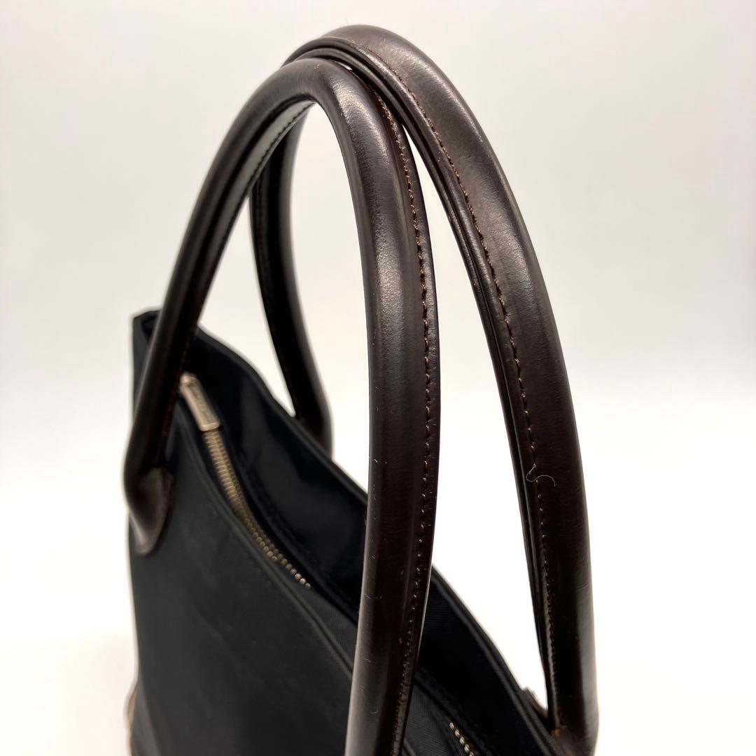 Burberry バーバリー　ブルーベーベル　バック