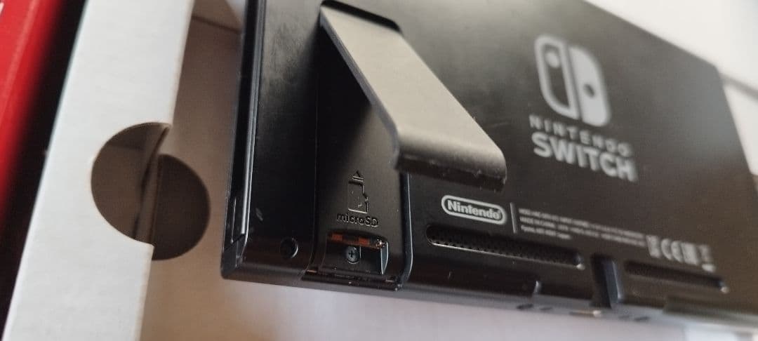 Nintendo Switch 本体 ドック コントローラー付きバッテリー強化版