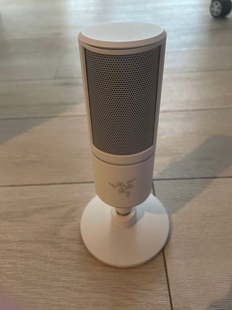 Razer Seiren X マーカリー コンデンサー マイクロフォン