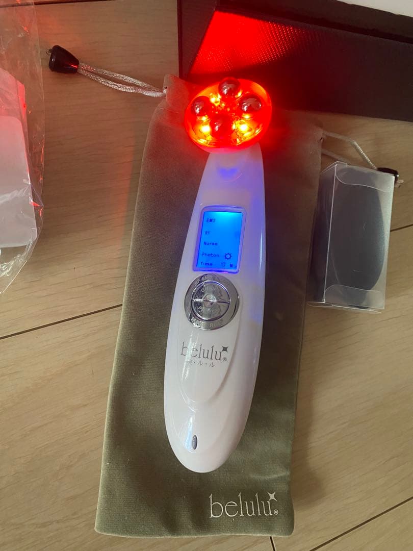 belulu プレミアムボックス美顔器➕フェイスローラーセット