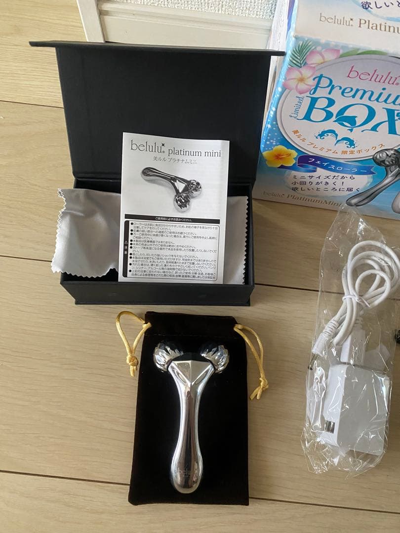 belulu プレミアムボックス美顔器➕フェイスローラーセット