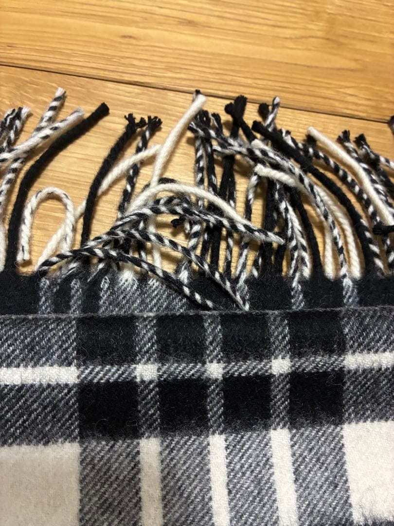美品 ジョンストンズ カシミヤ100％ 中判ストール