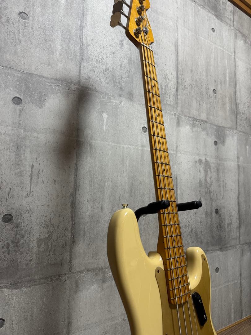 Fender Vintera II 50s プレベ Desert Sand 中古