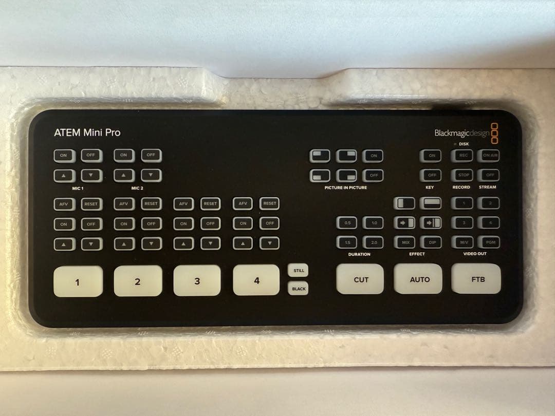 ATEM Mini Pro HDMIスイッチャー
