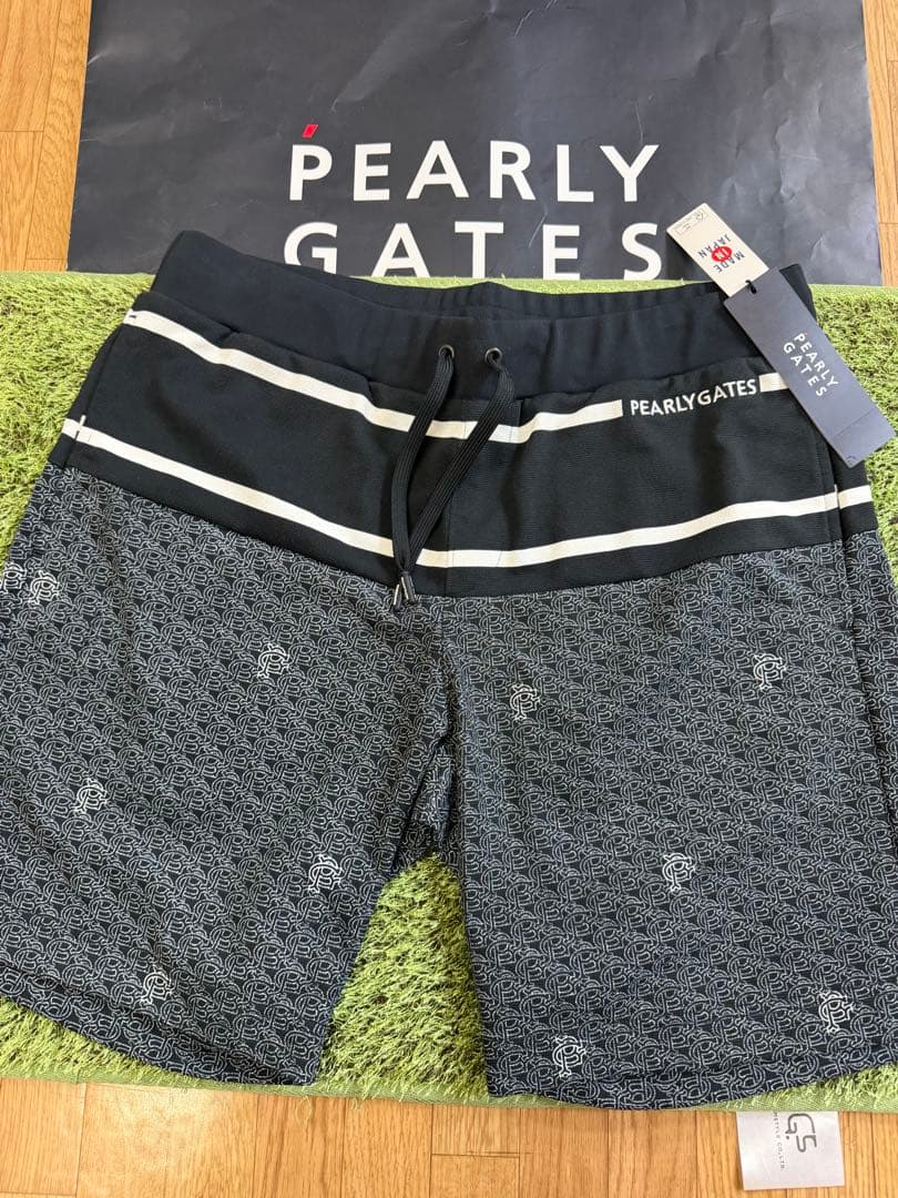 ぽ*む様 ¥30,800【PG/6】パーリーゲイツ モノグラムハーフパンツショー